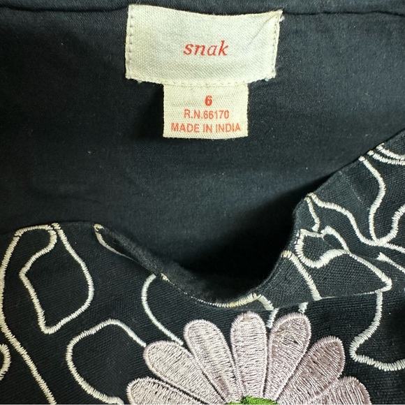 ANTHROPOLOGIE Snak Embroidered Multi Color Floral A Line Skirt SZ 6 - Picture 4 of 12